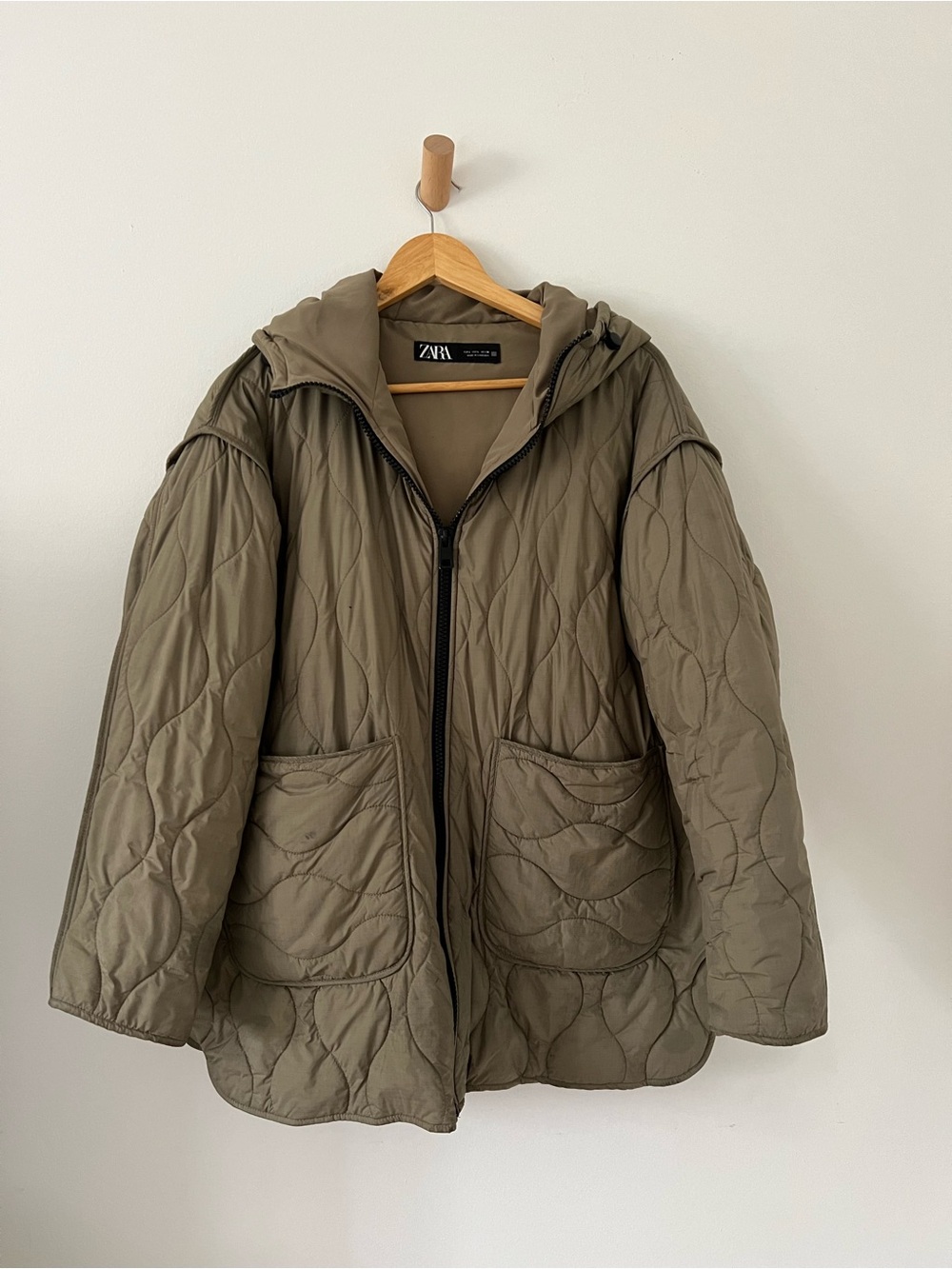 ZARA Quilted Hooded Puffer Jacket in Olive